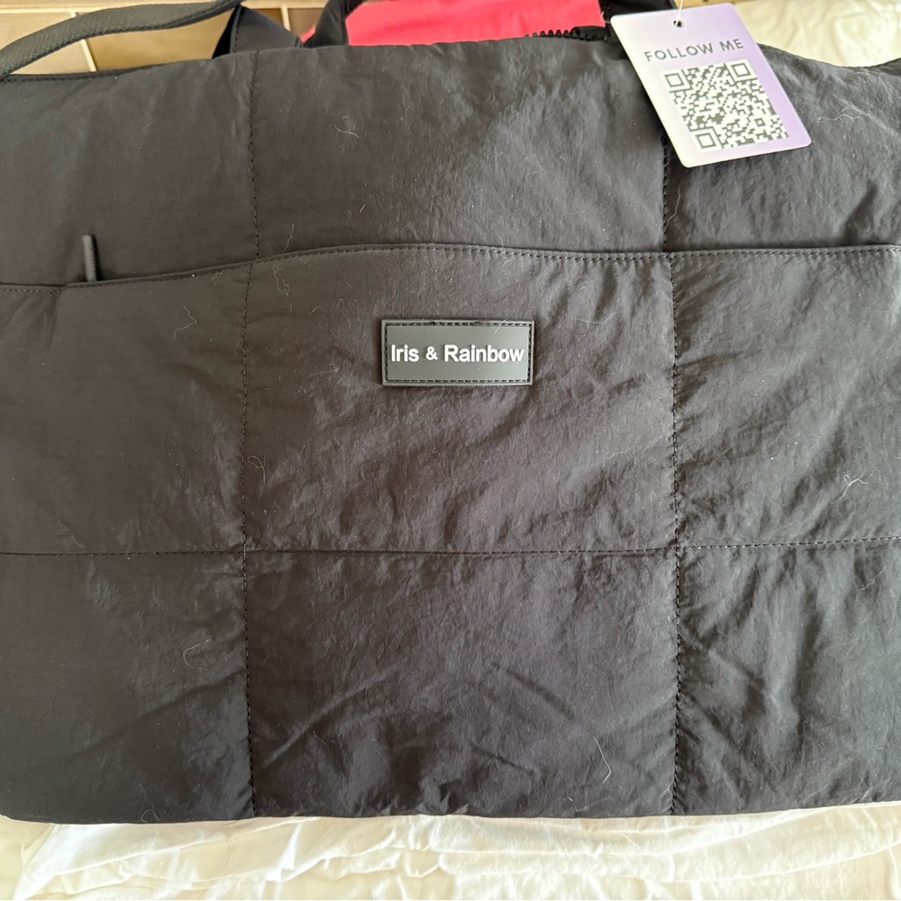 Iris & Rainbow sensational tote NWT